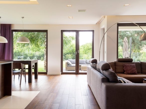 Contemporary apartment